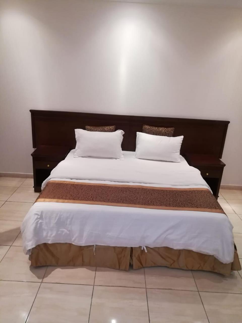 Leen Serviced Apartments Yidda Exterior foto